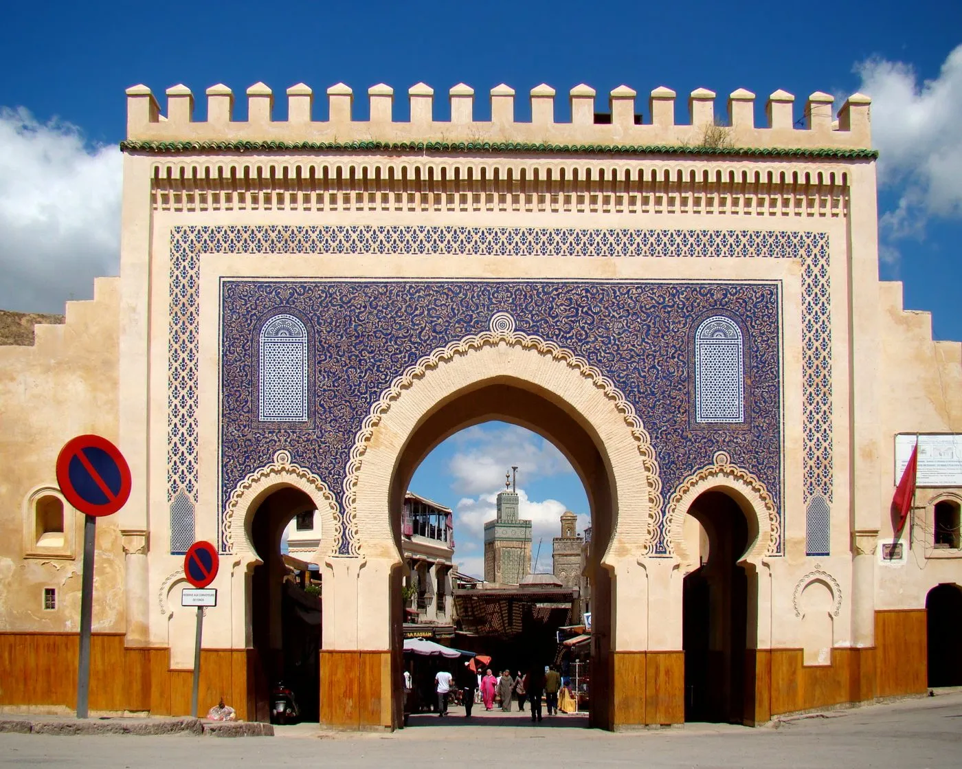Fès